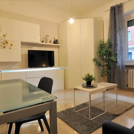 Casa Invorio Vicino Al Parco Della Pellerina By Wonderful Italy *
